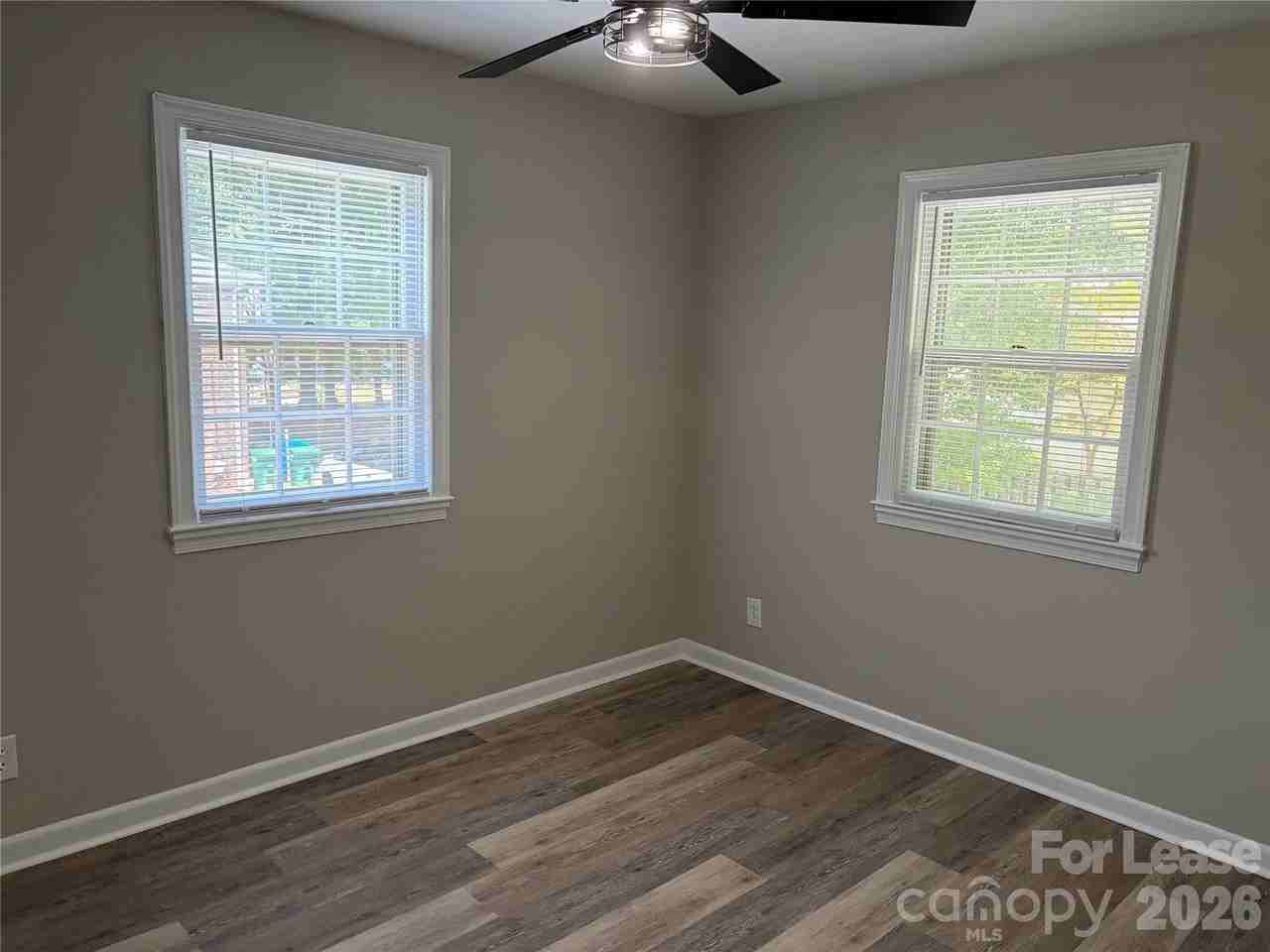 116 N 6th St #3 - Photo 4 of 7