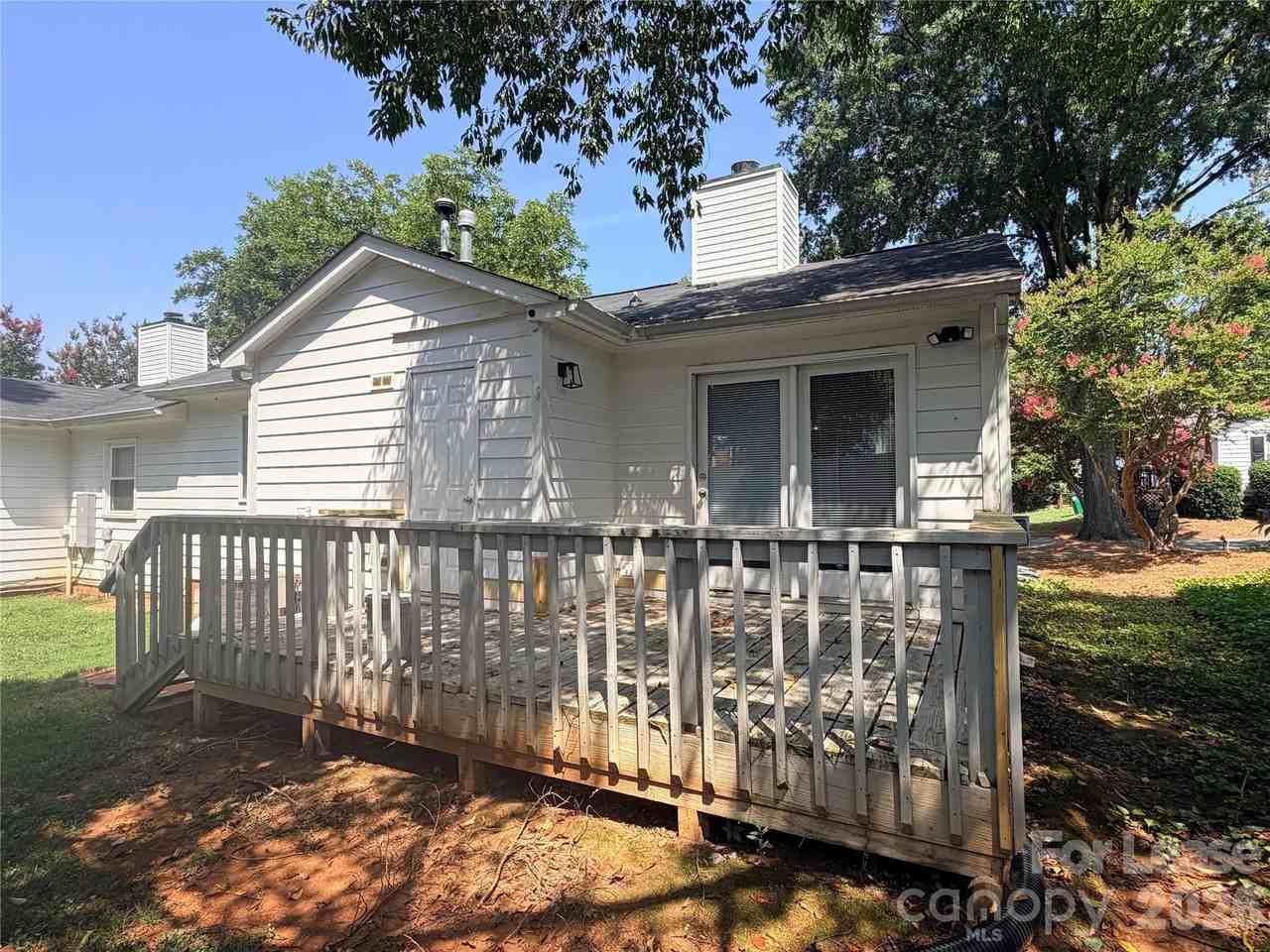 5917 Crape Myrtle Ln - Photo 3 of 15