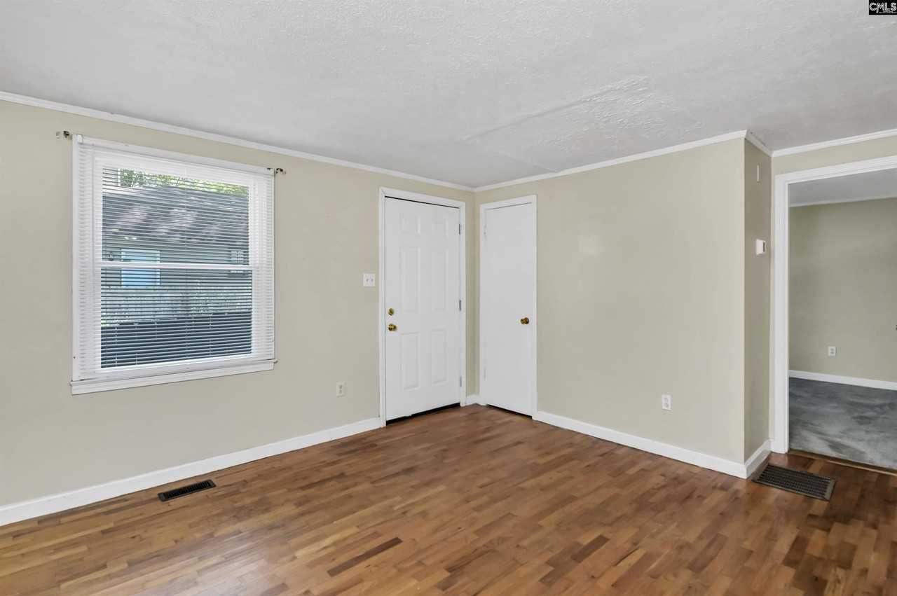 920 King St - Photo 4 of 26