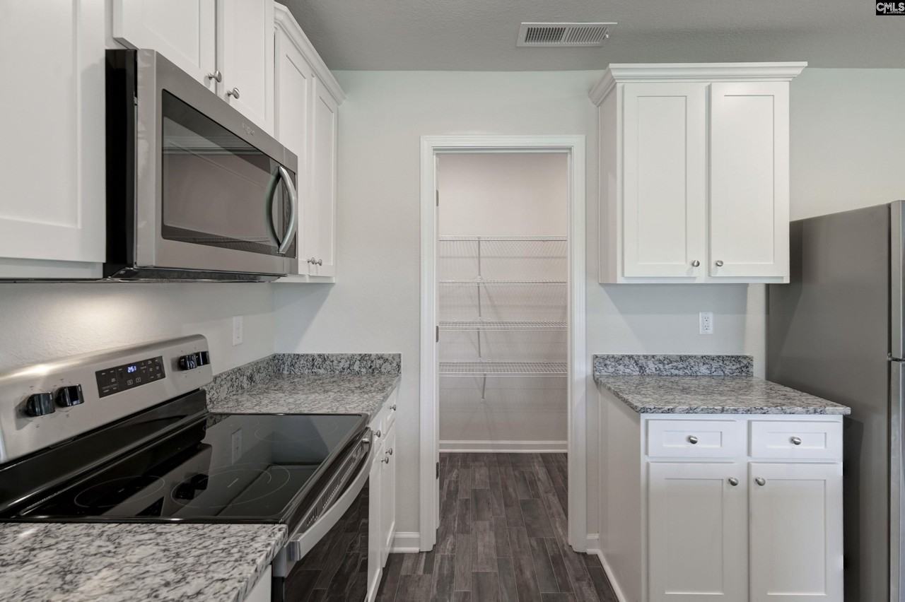 807 Red Berry Ln - Photo 6 of 27
