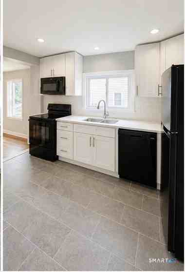 508 Garfield Ave #1stFL - Photo 2 of 15