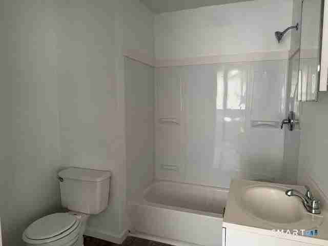 27 N Main St #1 - Photo 5 of 13