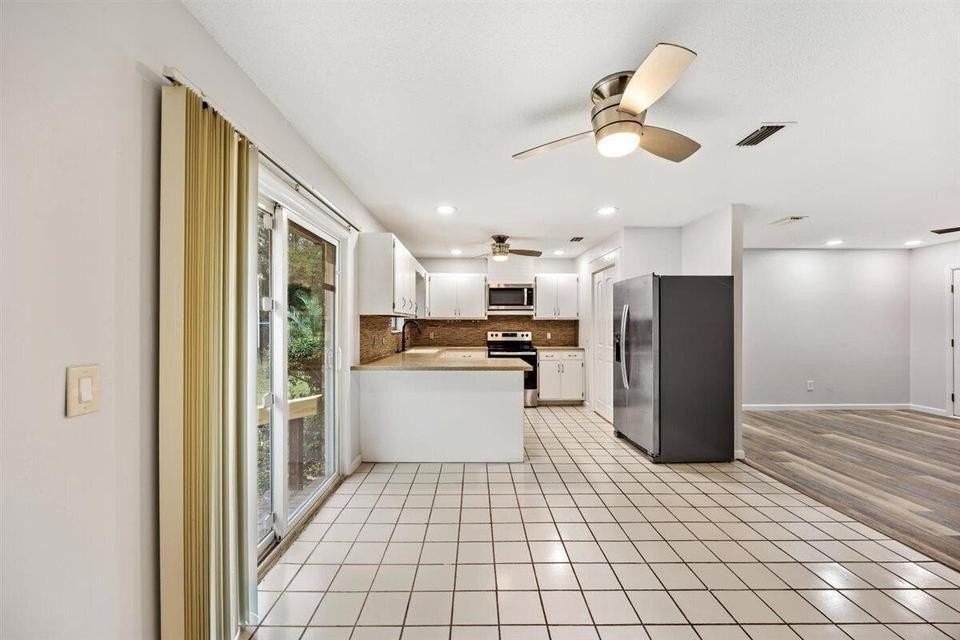 750 W Orange Ave - Photo 6 of 24