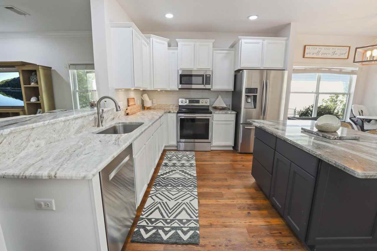159 Beacon Point Dr - Photo 7 of 50