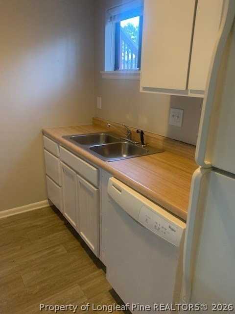 803 Applewood Ln - Photo 4 of 6