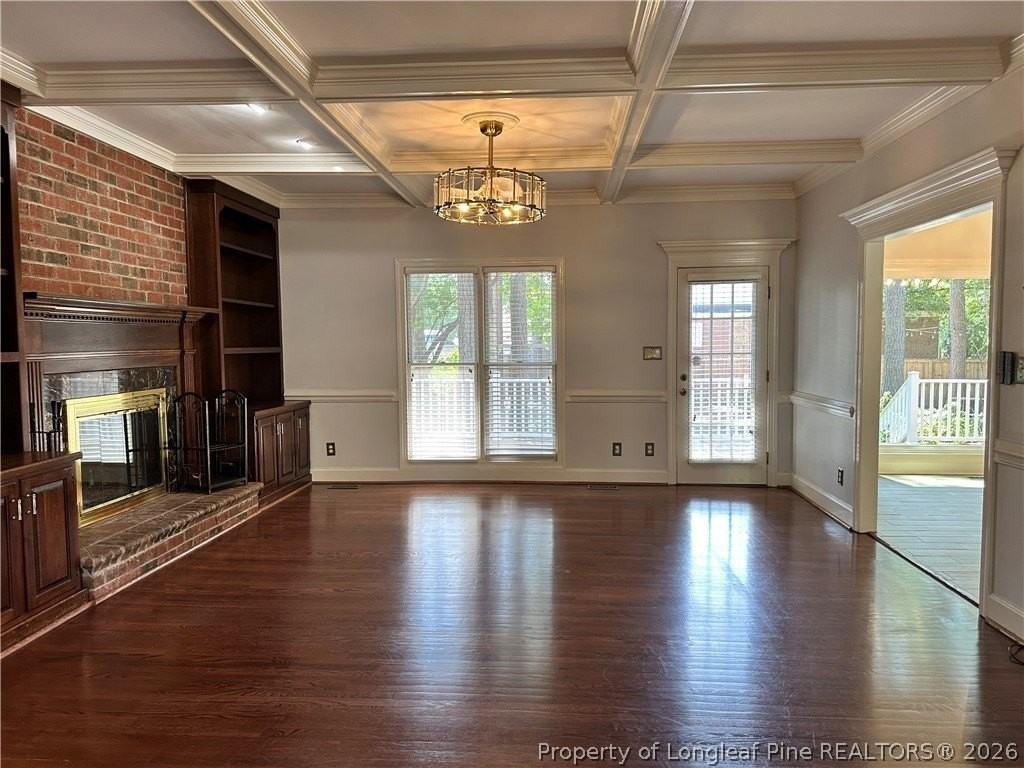 493 Kingsford Rd - Photo 7 of 37
