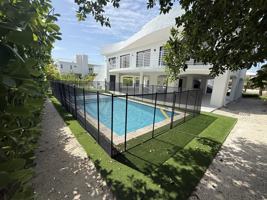 featured image of 273 W Seaview Dr