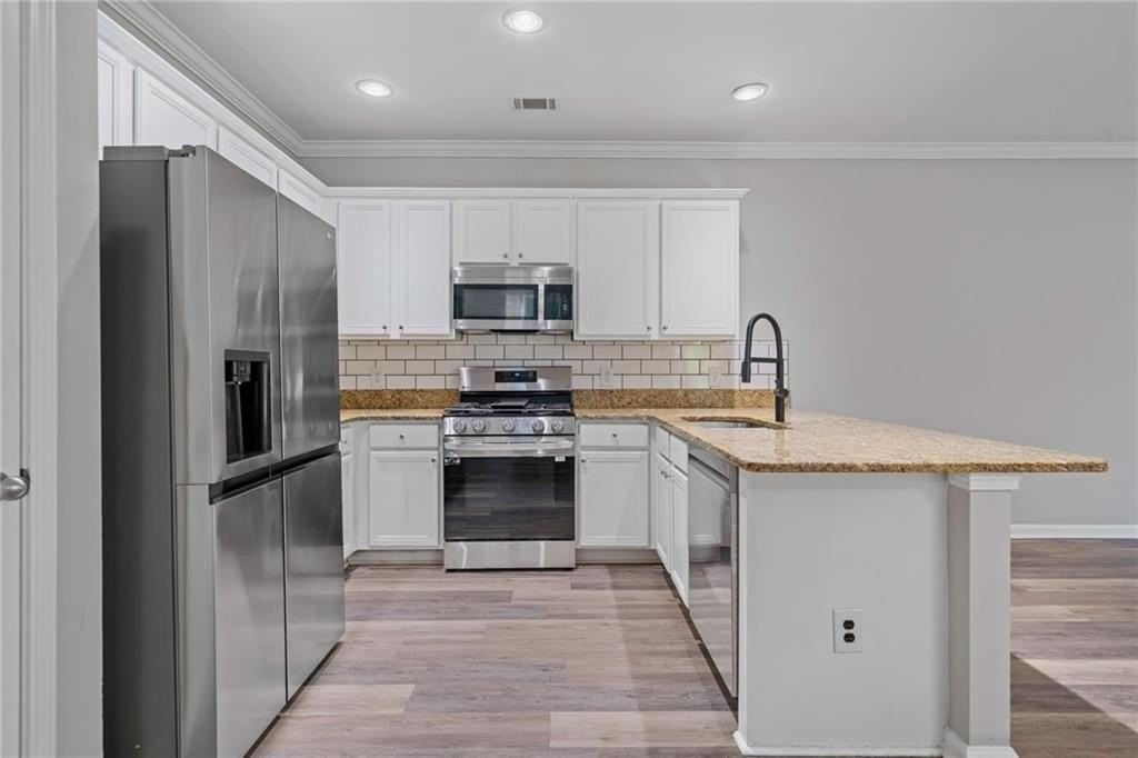 950 Firethorne Pass - Photo 4 of 28