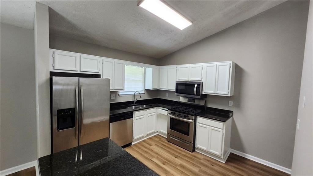 2305 Wilkins Cv - Photo 2 of 14