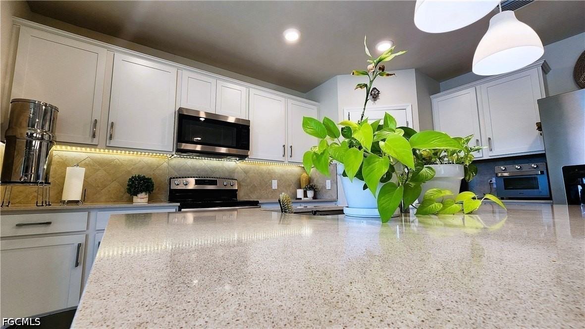 10754 Marlberry Way - Photo 5 of 22