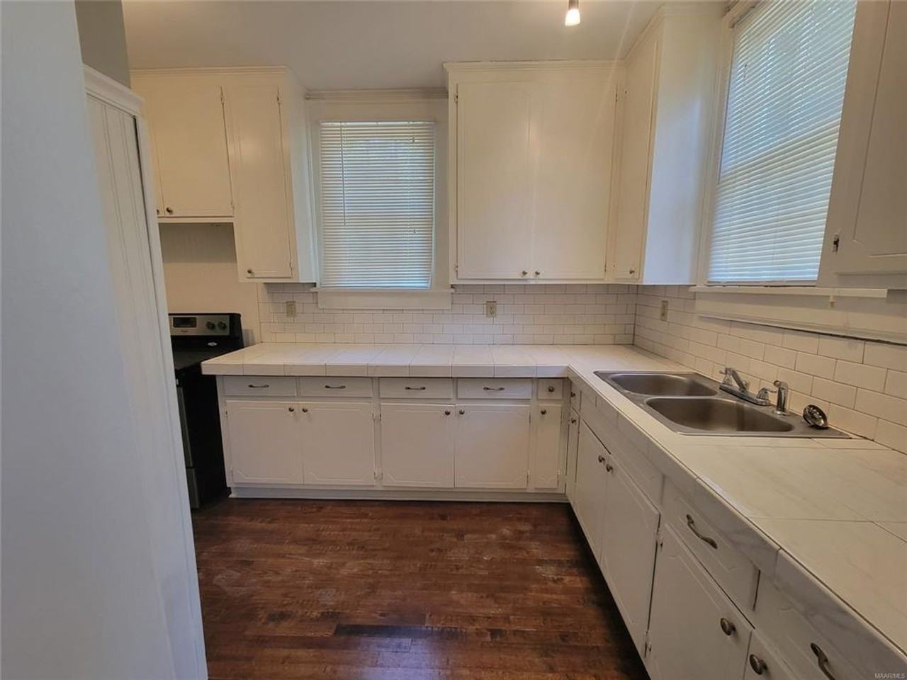 1314 S Hull St - Photo 5 of 12