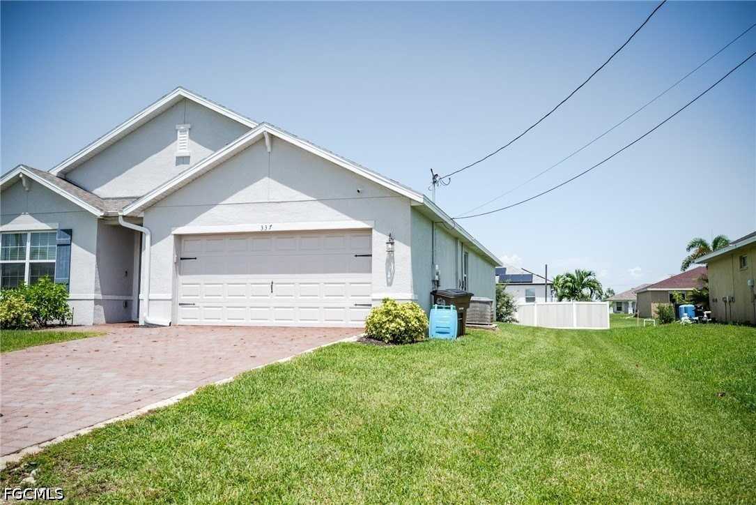 337 Sw 30th Ave - Photo 2 of 25