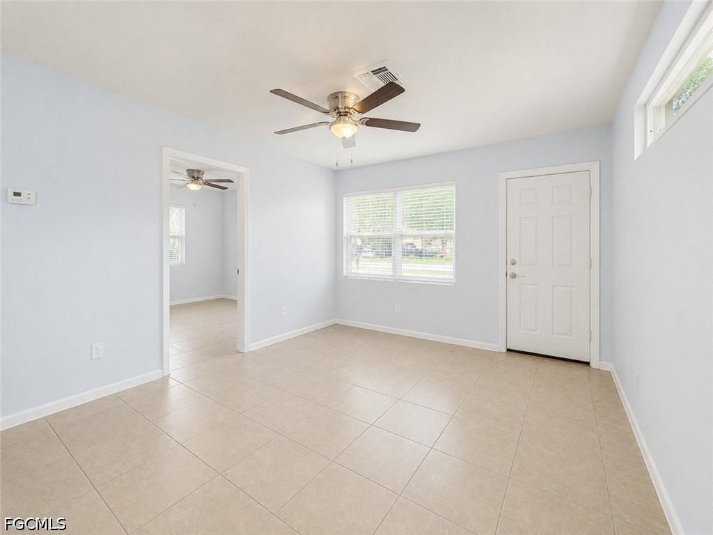 5440 11th Ave #5440 - Photo 4 of 9