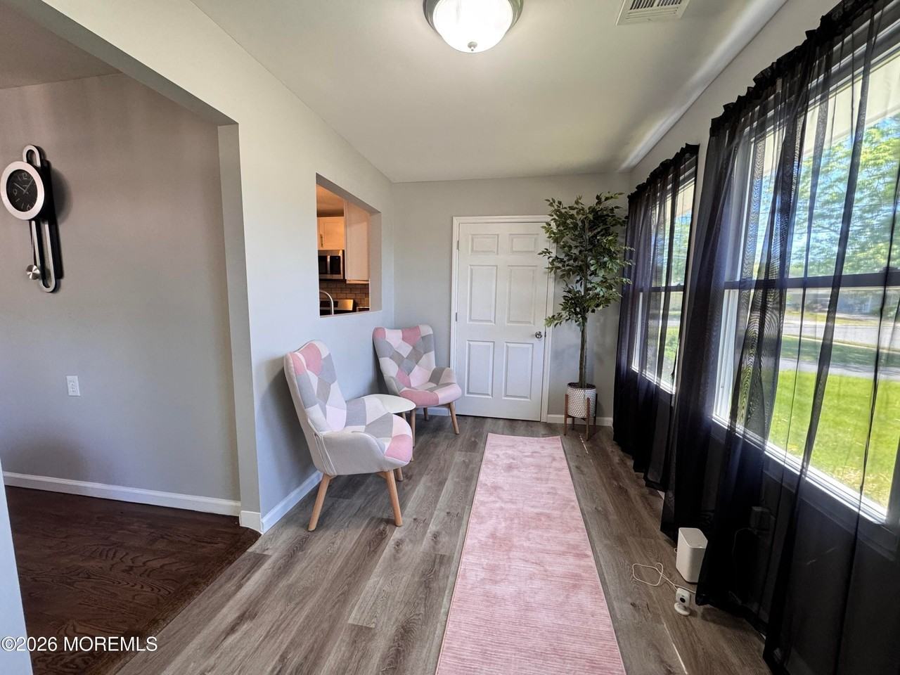 8 (address hidden) - Photo 2 of 13