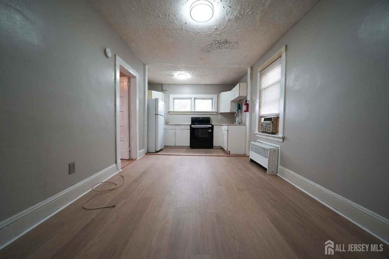211 S 11th Ave #2 - Photo 5 of 12