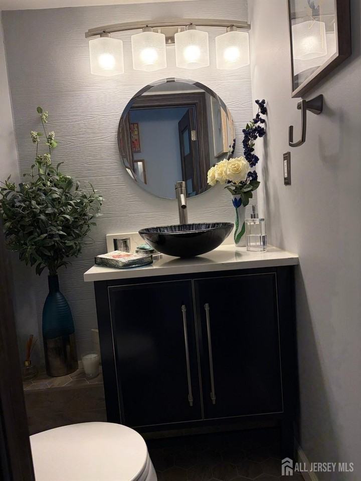 98 (address hidden) - Photo 4 of 24