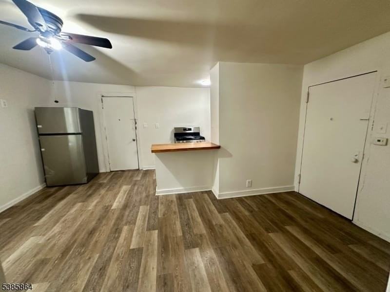 390 390 Apt2 Orange Rd #2 - Photo 2 of 16