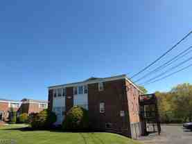 6 Columbia Dr #1A - Photo 1 of 1