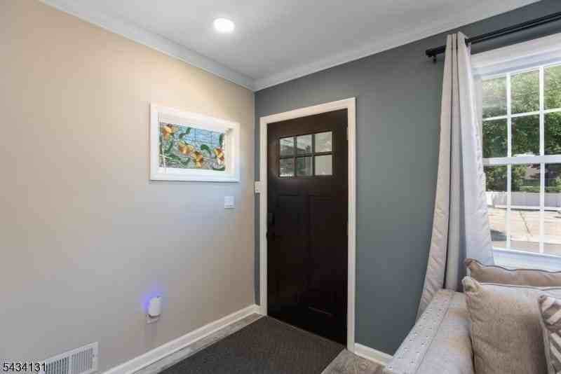 138 (address hidden) - Photo 3 of 29