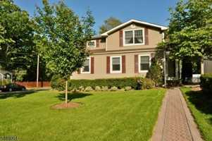 featured image of 44 Winchester Rd