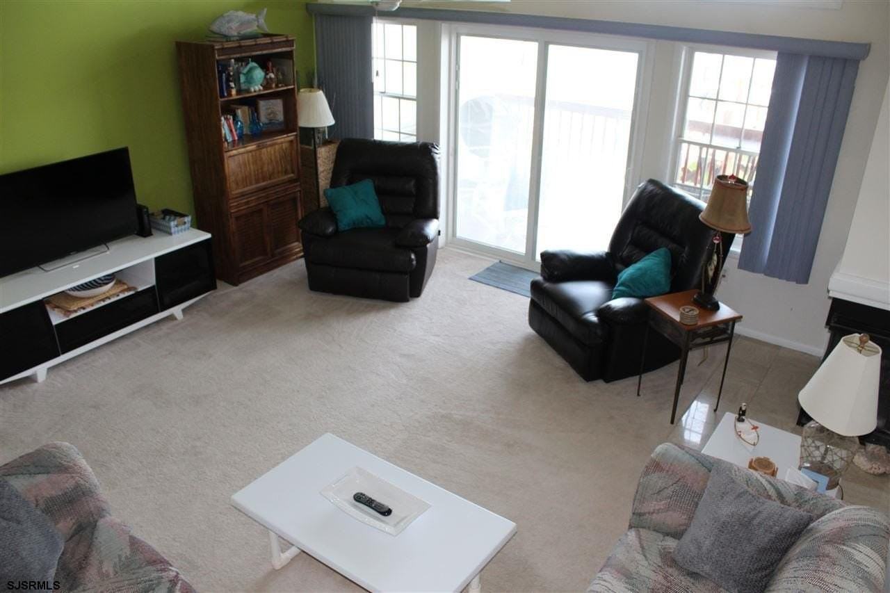 1101 (address hidden) #C - Photo 4 of 22