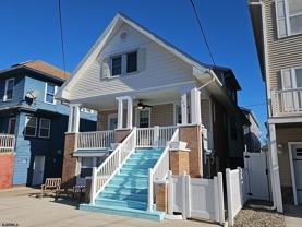 111 N Sacramento Ave - Photo 1 of 1