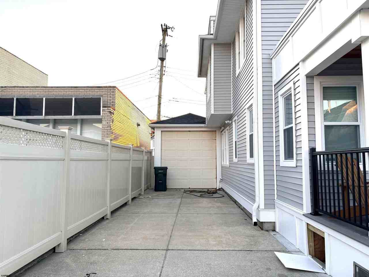 6 (address hidden) - Photo 5 of 40