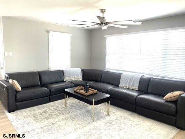 9401 (address hidden) #2ndFL - Photo 4 of 21