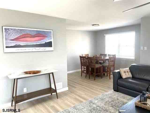9401 (address hidden) #2ndFL - Photo 4 of 21
