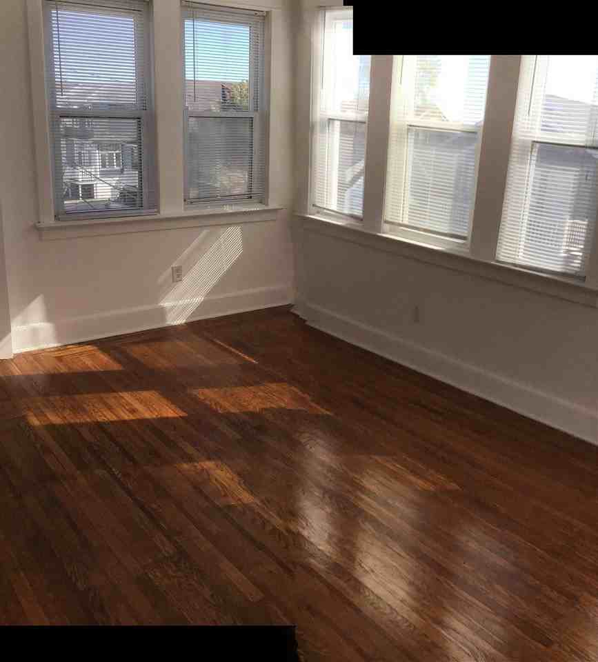 123 (address hidden) #2ndFL - Photo 5 of 10