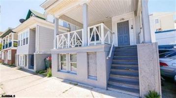 featured image of 38 N Iowa Ave #2
