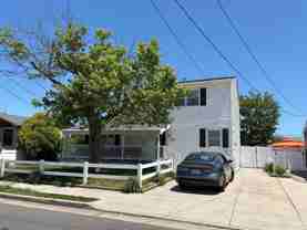 415 N Harvard Ave - Photo 1 of 1