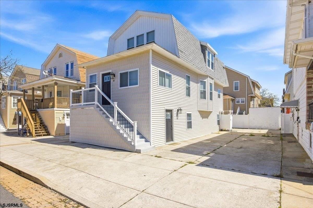 21 (address hidden) - Photo 2 of 12