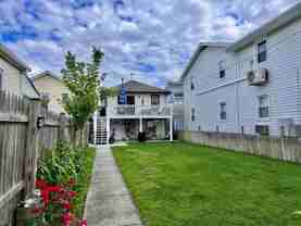 9614 Monmouth Ave - Photo 1 of 1