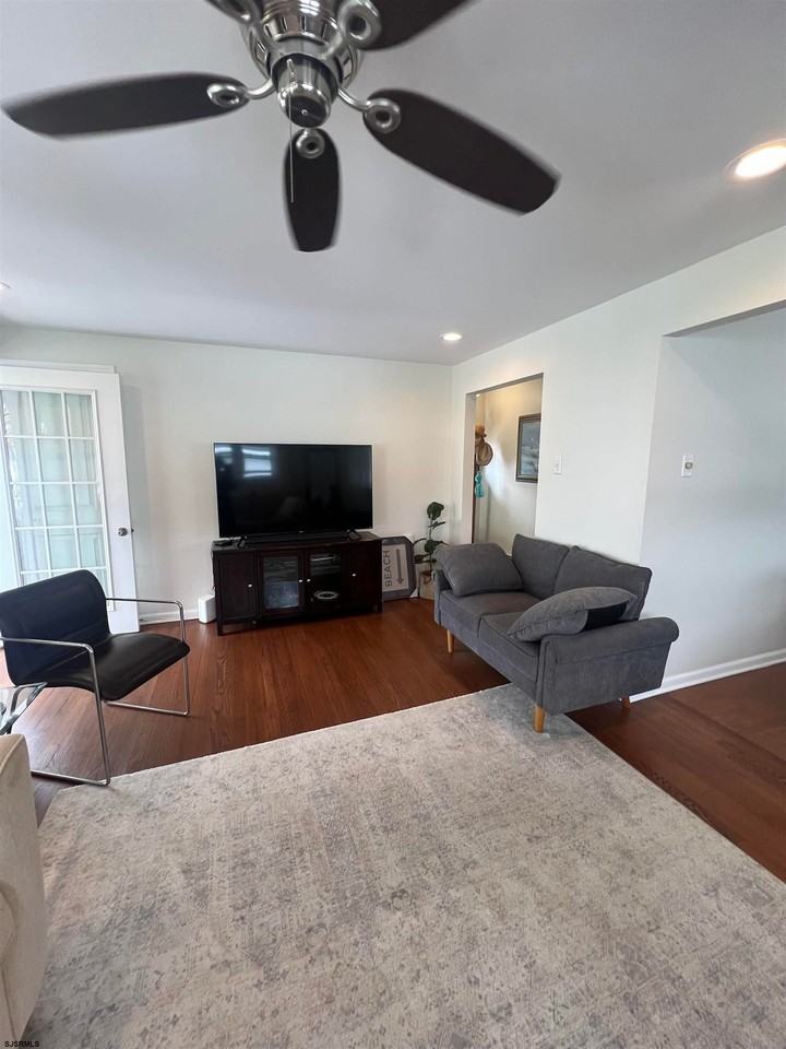 (address hidden) - Photo 4 of 15