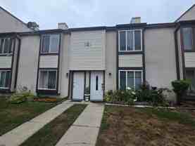 2425 Arbor Ct - Photo 1 of 1