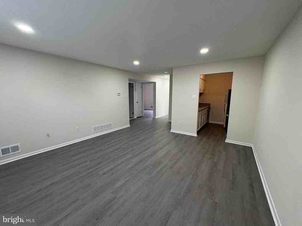 10 (address hidden) - Photo 3 of 14