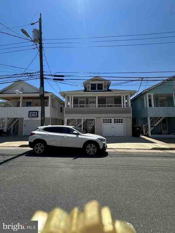 202 (address hidden) #B - Photo 4 of 50
