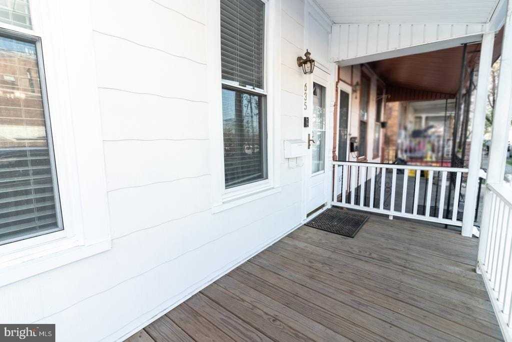 635 (address hidden) - Photo 4 of 27
