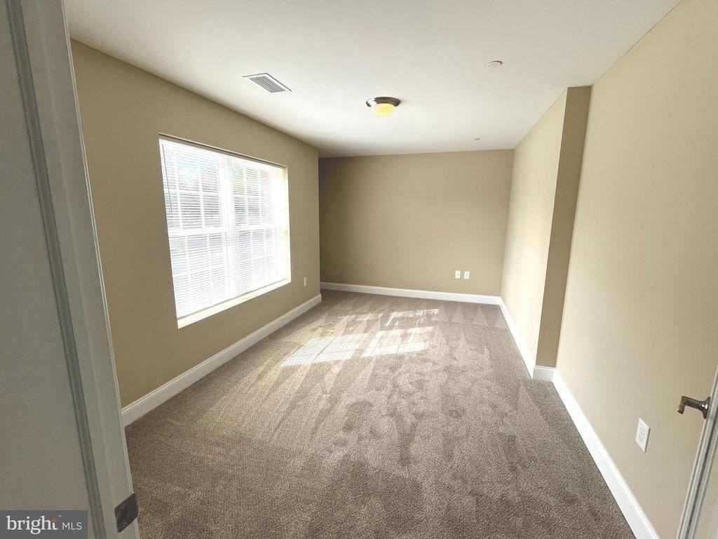 1015 (address hidden) - Photo 7 of 28