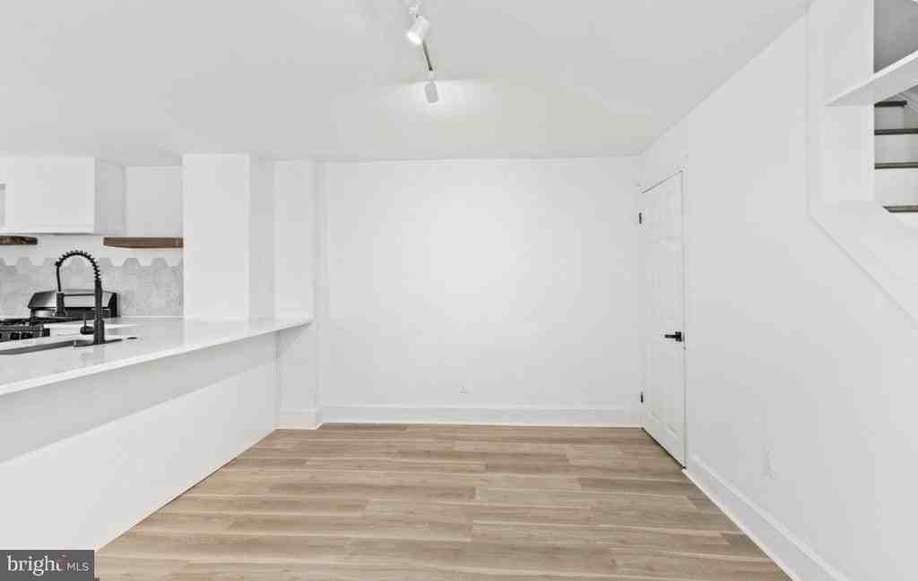 (address hidden) - Photo 5 of 20