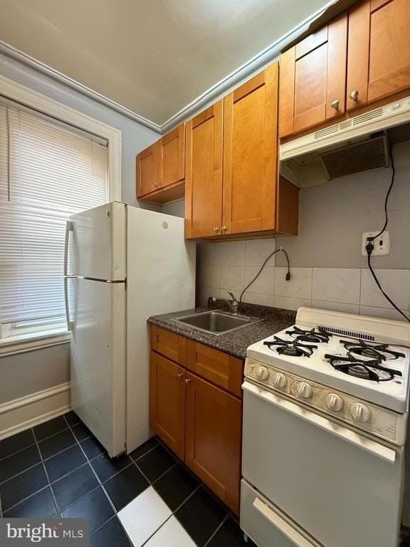 3258 (address hidden) #2F - Photo 4 of 10