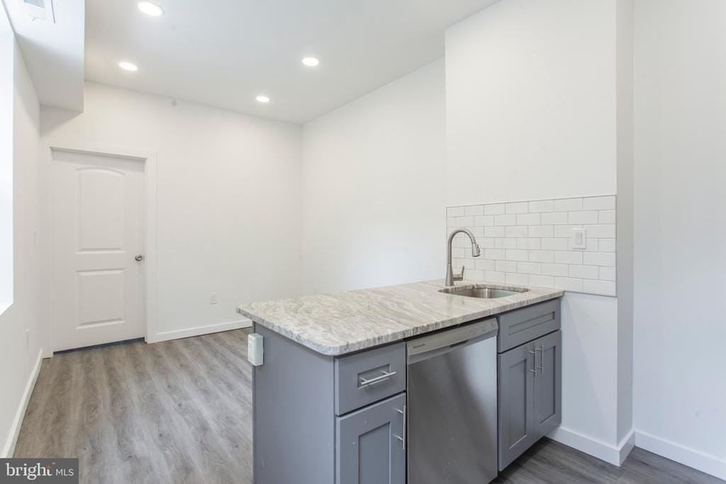 2131 N 8th St #2 - Photo 6 of 19
