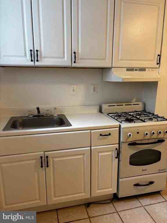 918 S 12th St #2F - Photo 6 of 10