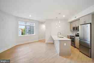 646 N 32nd St #12 - Photo 1 of 1