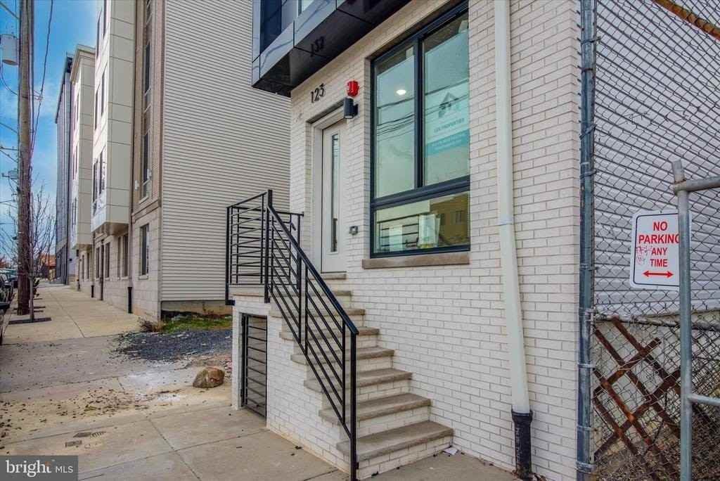 (address hidden) - Photo 2 of 13
