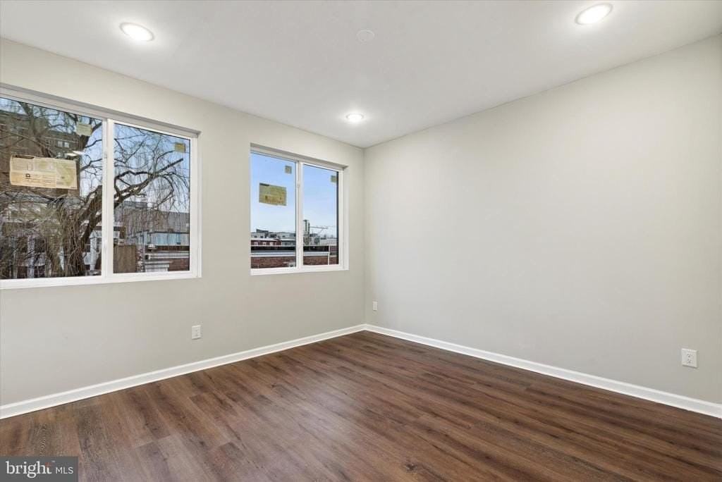 1230 N Marshall St - Photo 6 of 13
