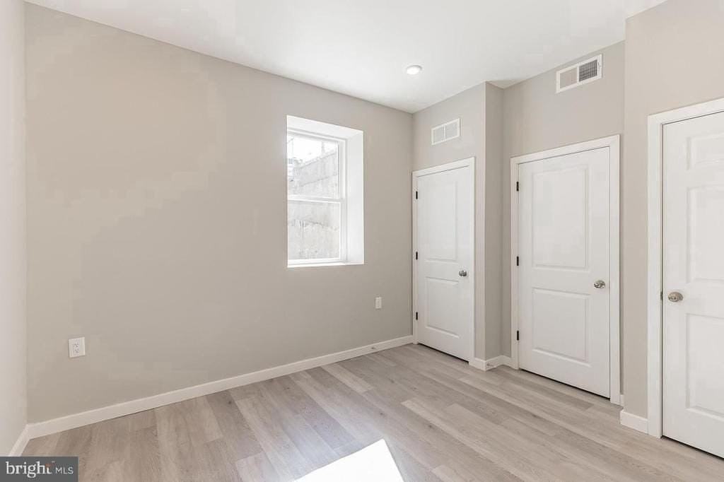 2243 N Broad St - Photo 5 of 9