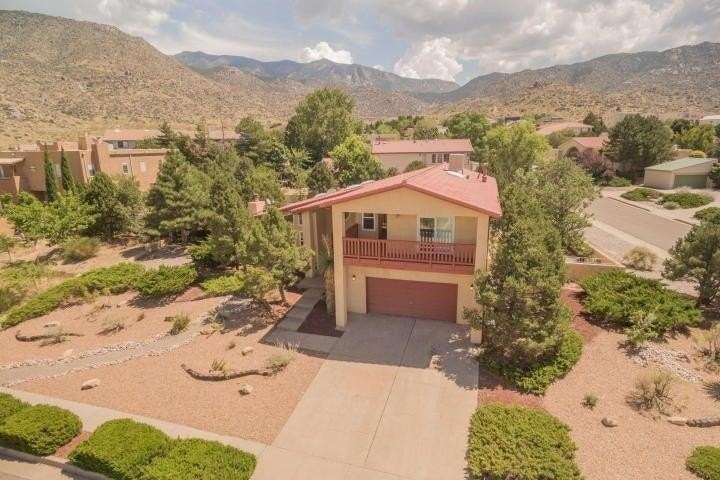 1700 Camino De La Sierra Ne - Photo 2 of 25