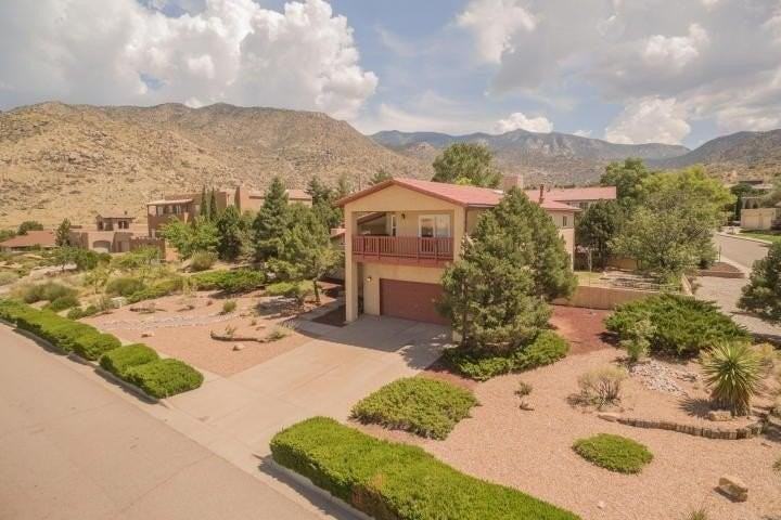 1700 Camino De La Sierra Ne - Photo 3 of 25